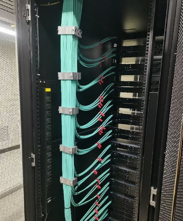 Maximizing Fiber Optic Cable Range: Ultimate Installation Guide